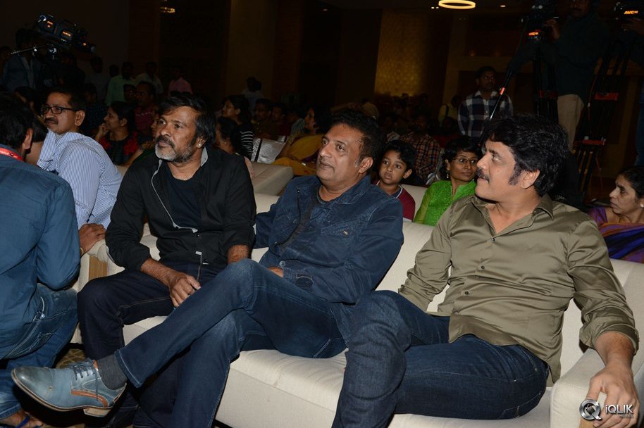 Speedunnodu-Movie-Platinum-Disc-Function